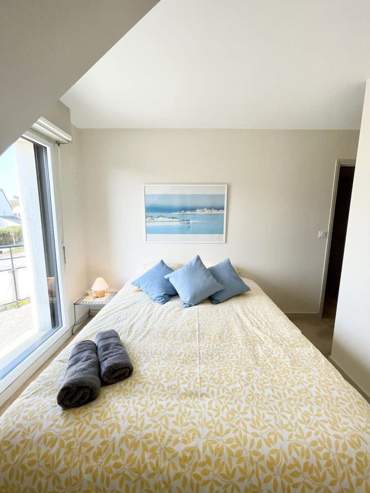 Jolie Maison Moderne A 200M Du Port De Lomener プロムール エクステリア 写真
