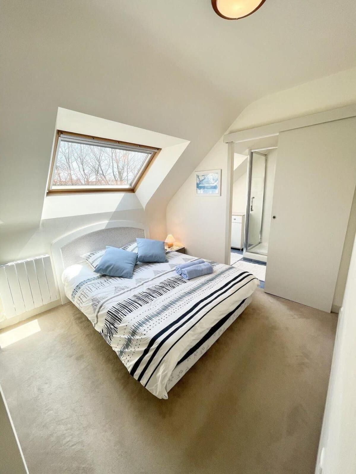 Jolie Maison Moderne A 200M Du Port De Lomener プロムール エクステリア 写真